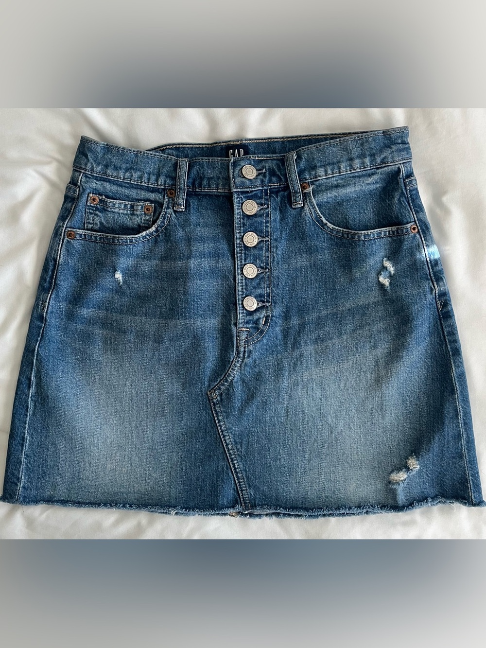 GAP Blue Distressed Button-Front Denim Mini Skirt